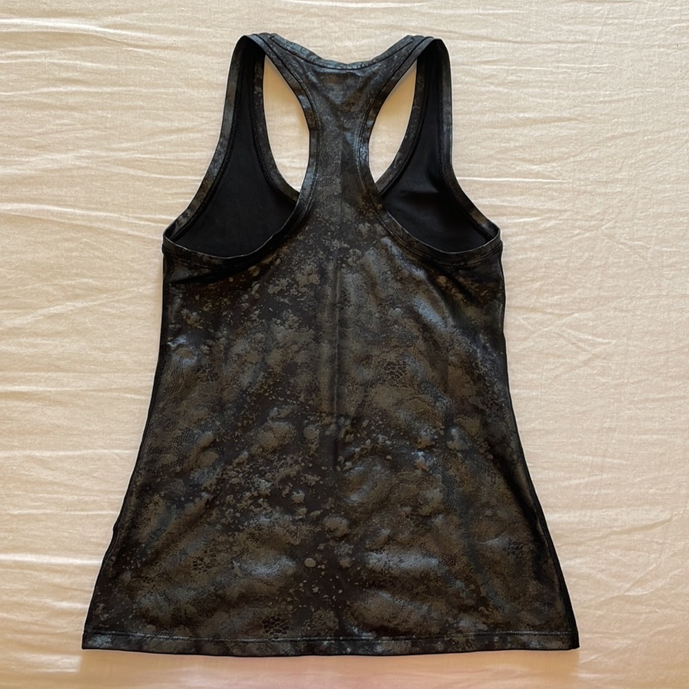 Athleta Black/Gray Pattern Workout Top Size Xxs - image 3